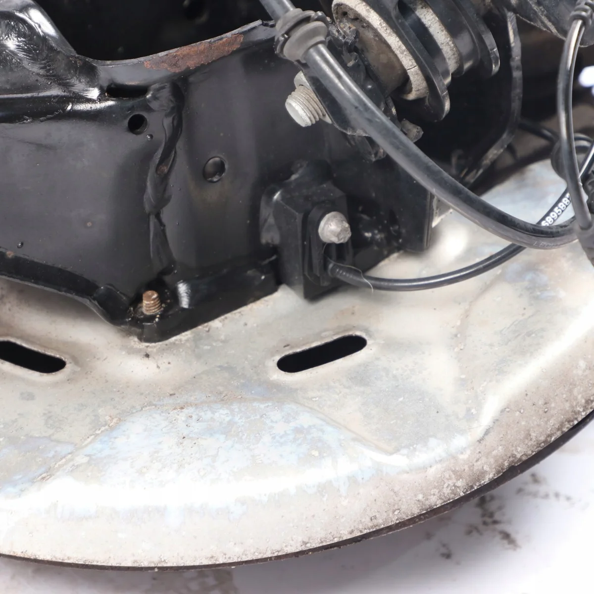 BMW F40 Achsschenkel Radnabe Links Hinten image 9