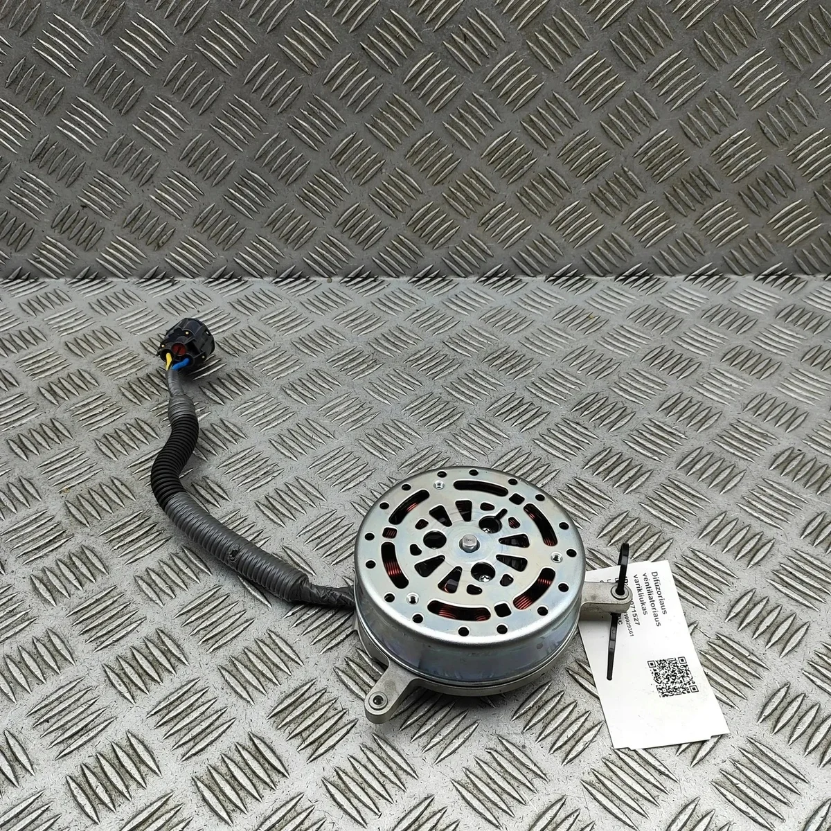 Fläktmotor Tesla Model Y 149417900B