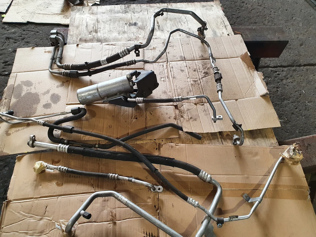 Tuyaux déshydrateur clim ACTROS Mp4 1234567