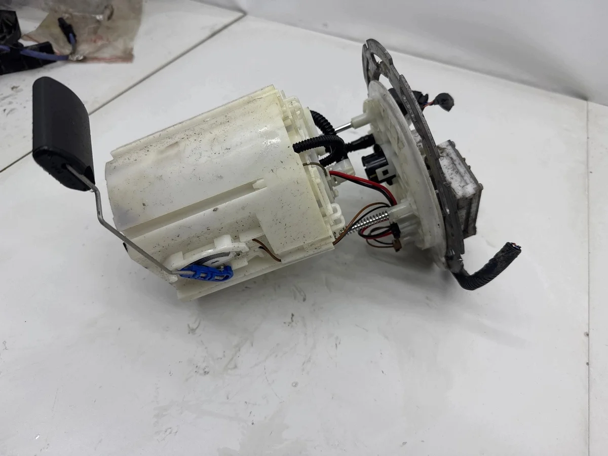 Hyundai i30 III Kraftstoffpumpe 31110-G4100 thumbnail 4