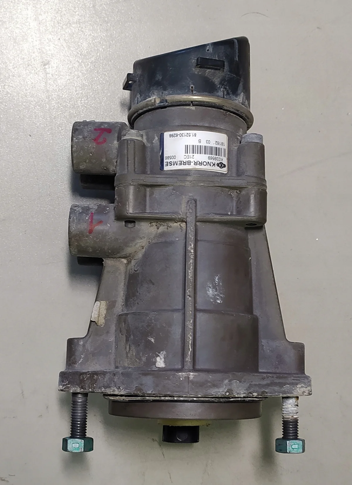 Válvula Freio MAN TGX Knorr-Bremse 81521306298