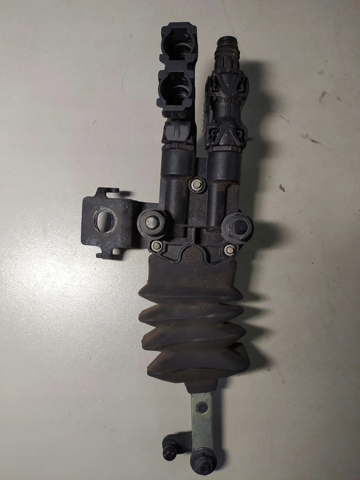 Scania R420 Niveau-Regulierungsventil Kabine WABCO
