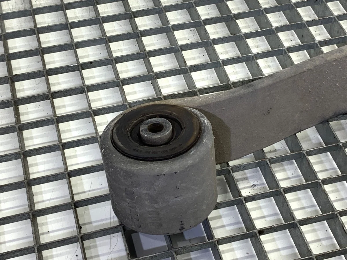 Feder hinten links Mercedes eSprinter A9103204800 image 4