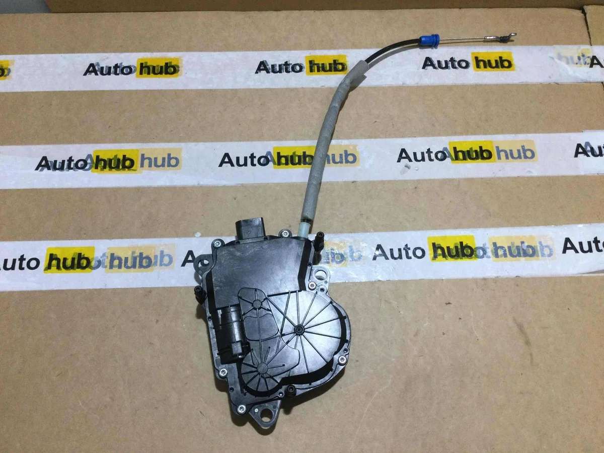 Motor Portón Land Rover Sport L494 LR070125 thumbnail 1