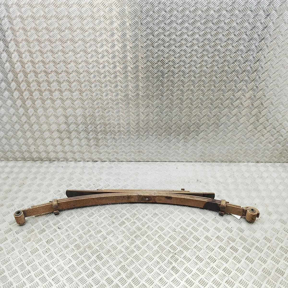 Used Rear Left Spring Isuzu D-Max II 8982185520 image 4