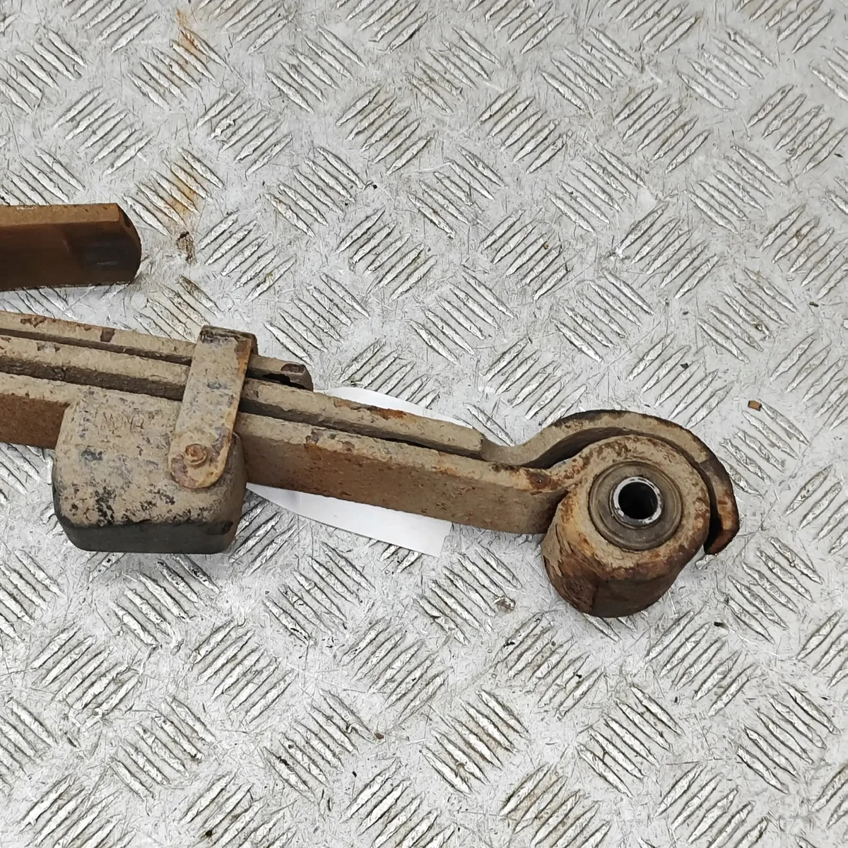 Ressort arrière gauche Isuzu D-MAX II image 5