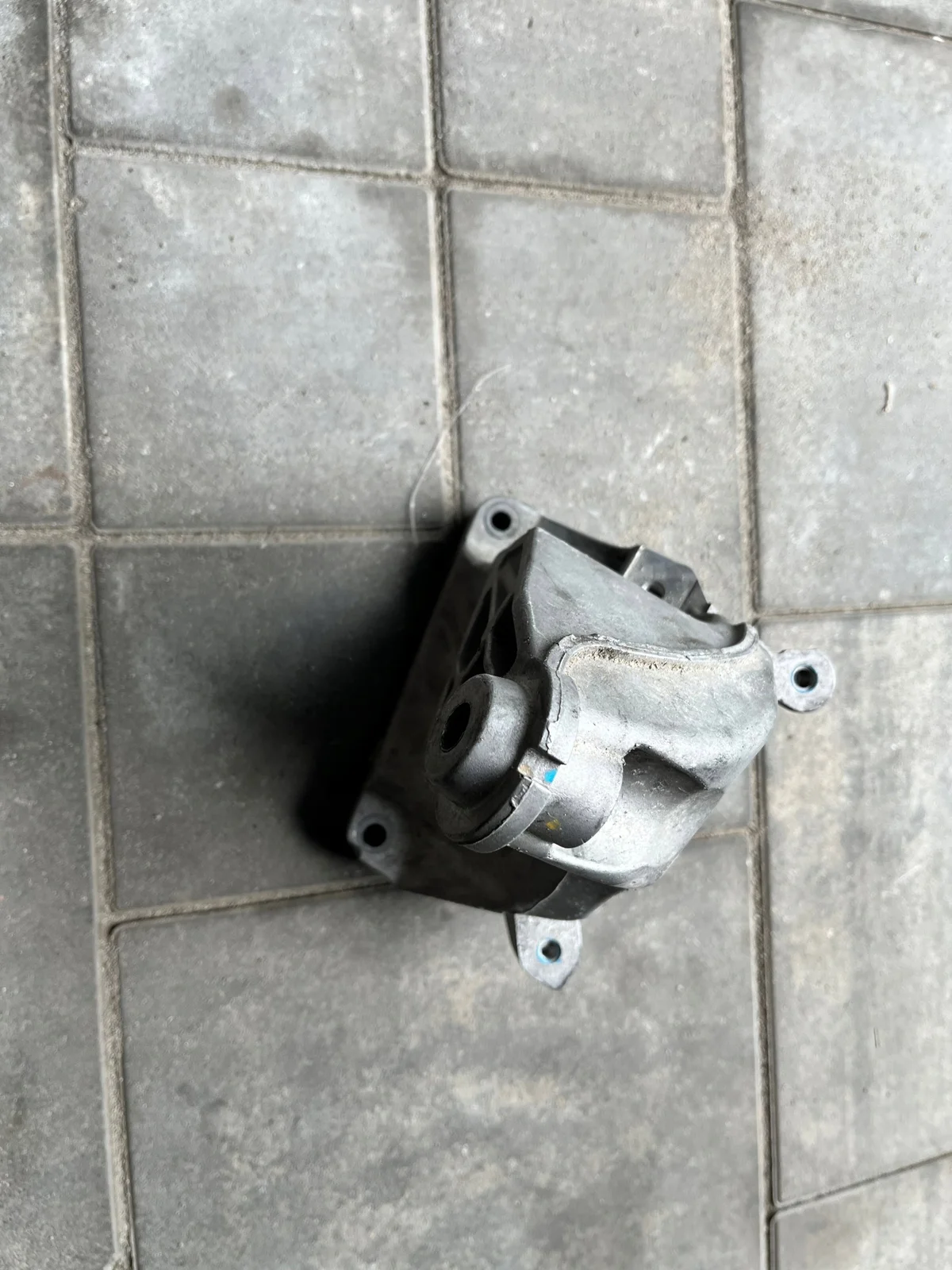 Soporte Motor Mercedes Sprinter W906 A6512231704 image 4