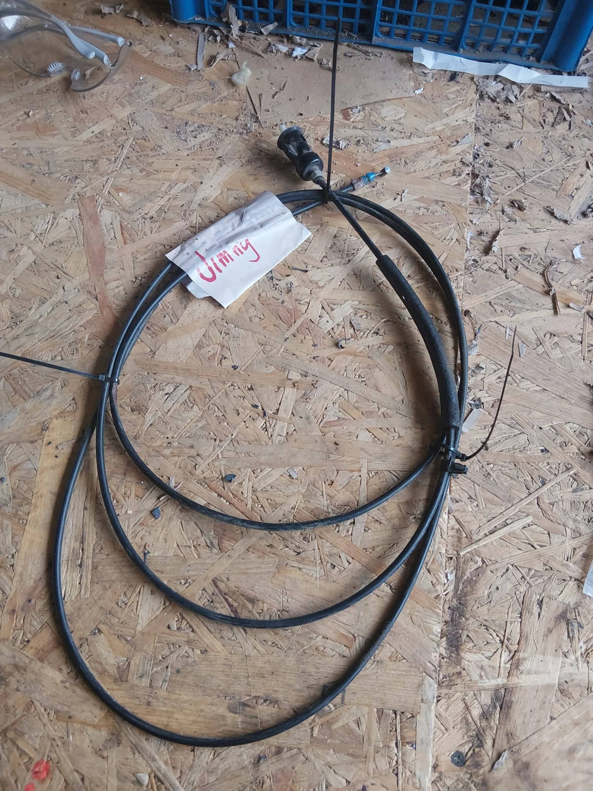 Suzuki Jimny III 1.3 Tanklockslucka Kabel