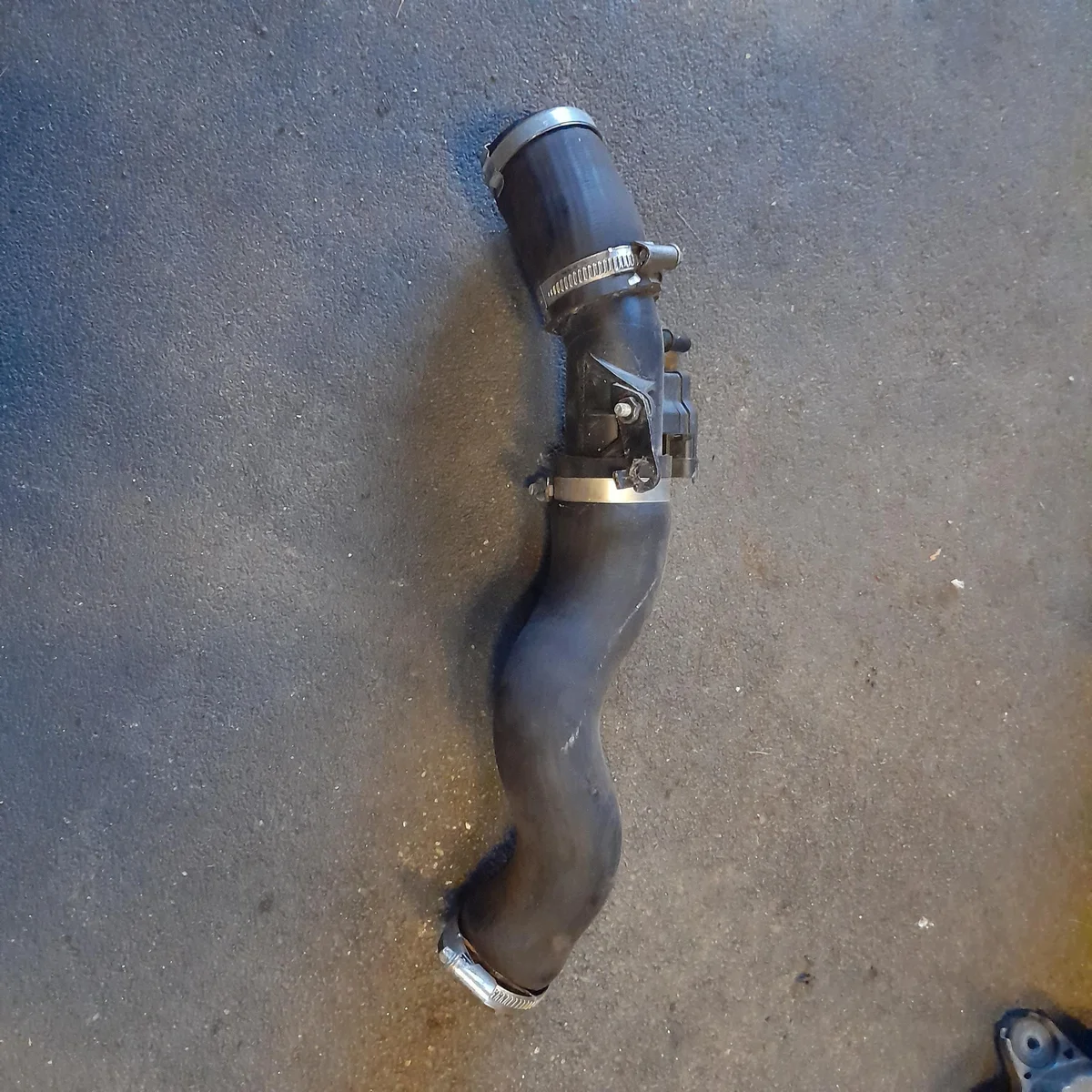 Tubo Intercooler Ford B-Max Fiesta VII EK3019770