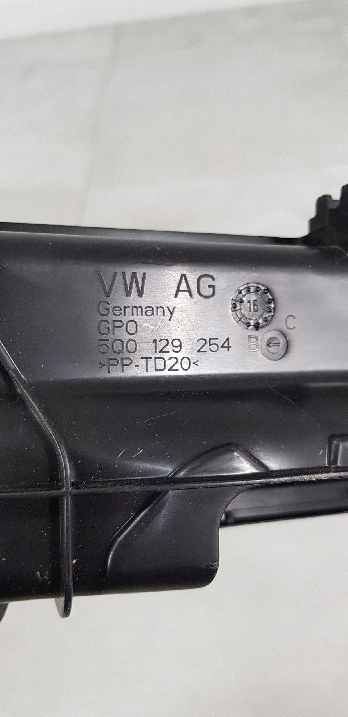 Luftintag Skoda Octavia III Golf VII 5Q0129254B image 5
