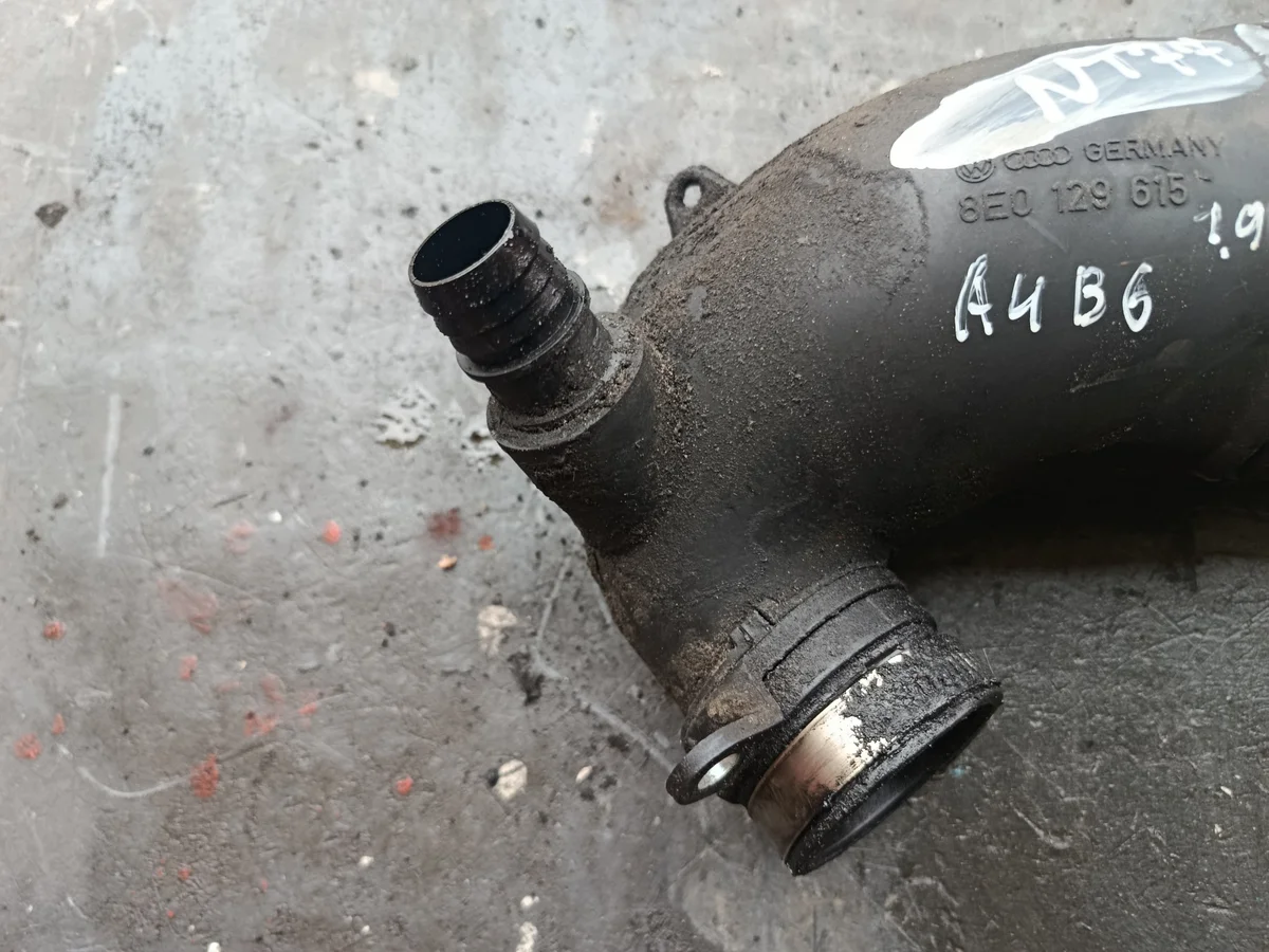 Luchtinlaatslang Audi A4 B6 1.9TDI image 3