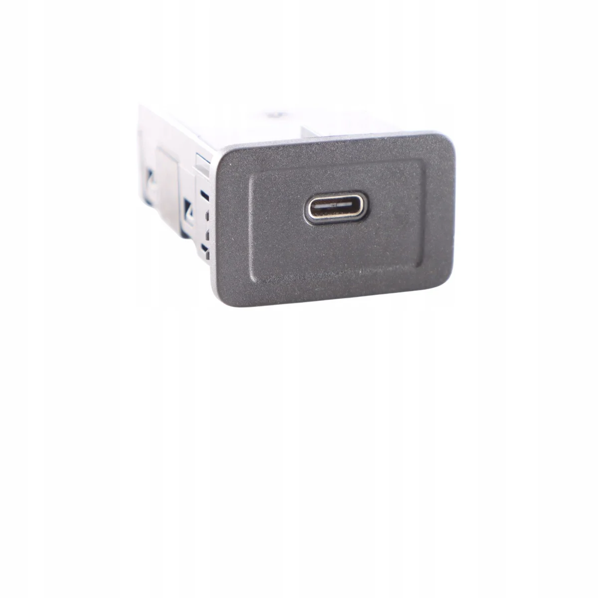 MERCEDES W247 USB-liitin A2478208602 image 4