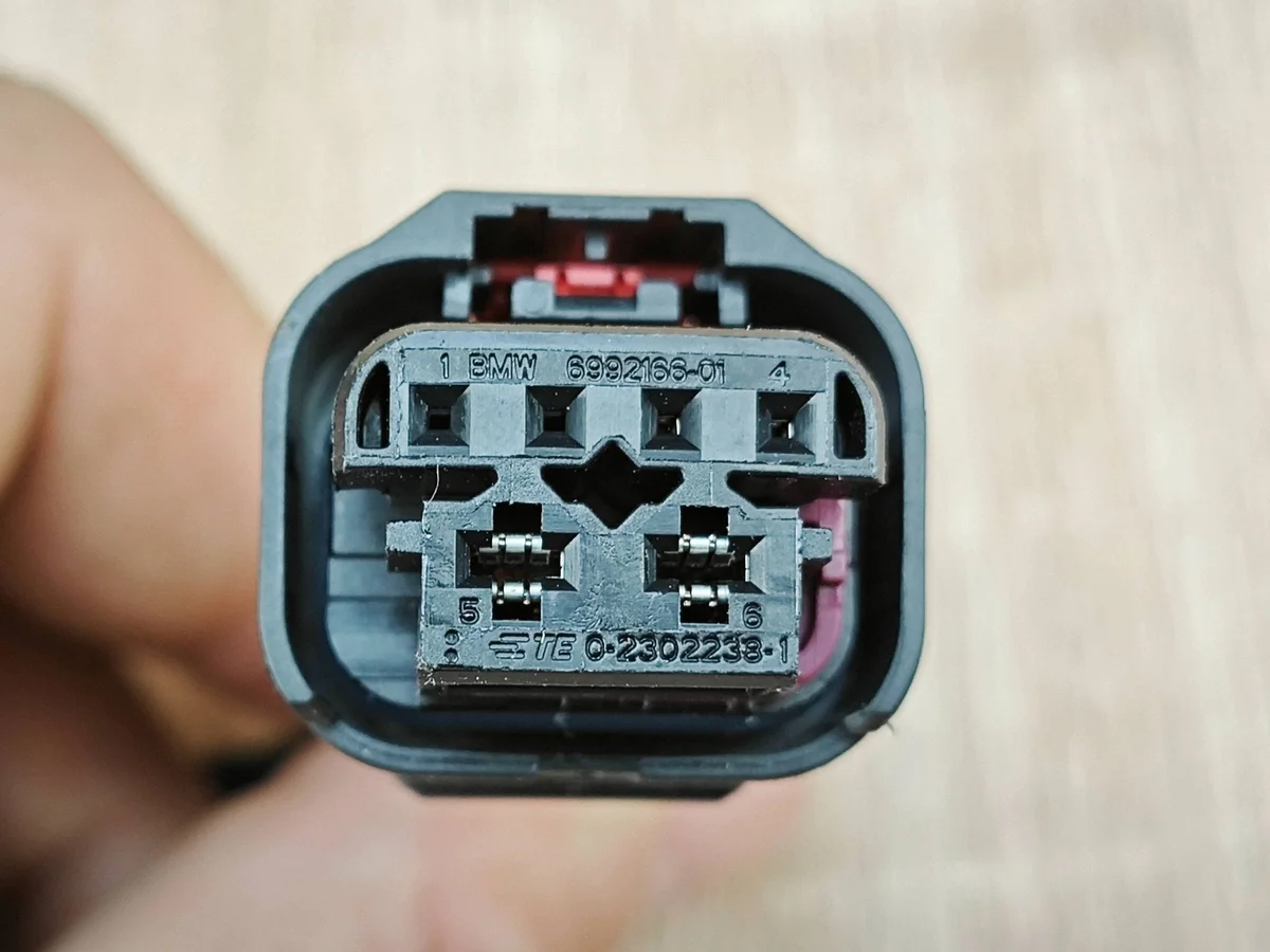 BMW X5 G05 G06 G30 Stecker Scheinwerfer image 5