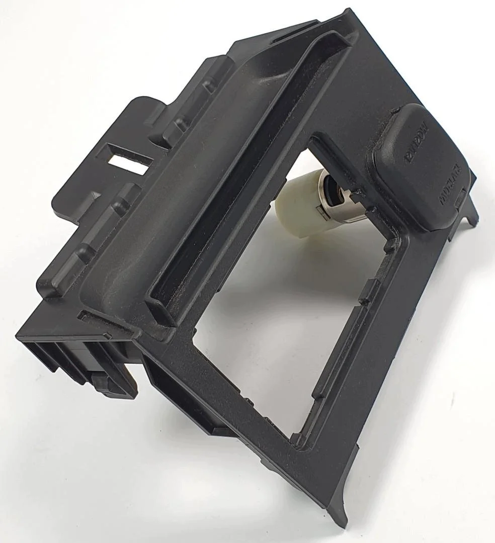 Prise allume-cigare 12V USB Mazda CX-30 image 3