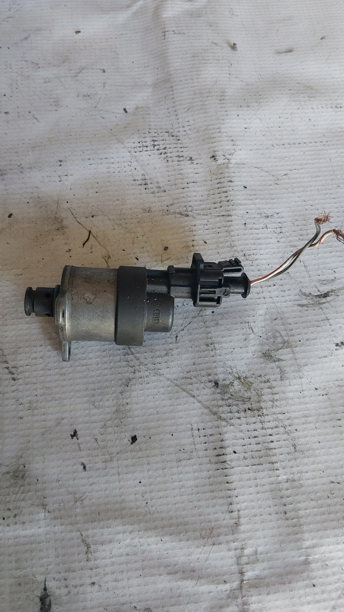 BOSCH 0928400487 Soupape Pompe CR 1.9 2.5DCI