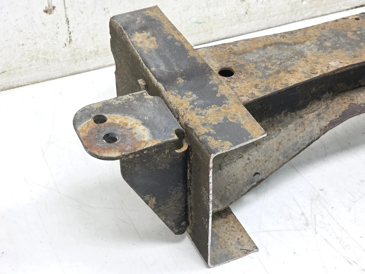 IVECO DAILY 00-14 Frame Beam Mount Crossbar image 3