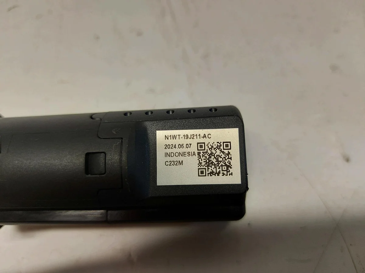 Ford Ranger USB Port N1WT-19J211-AC image 3