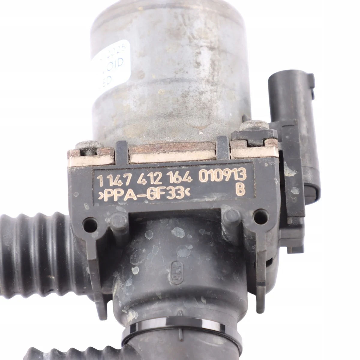 BMW X5 E53 Coolant Shut-off Valve 8381133 image 8