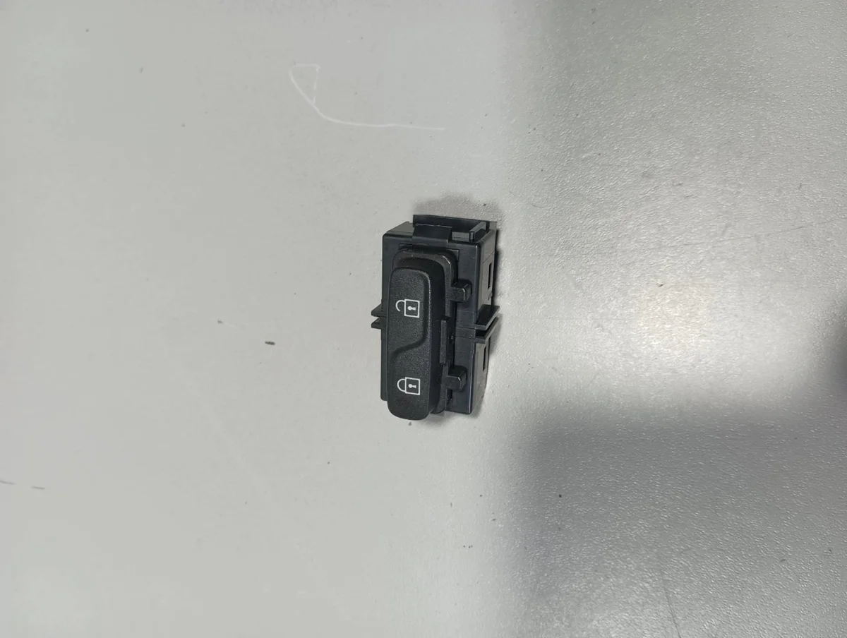 Volvo XC60 Central Lock Button 31318988
