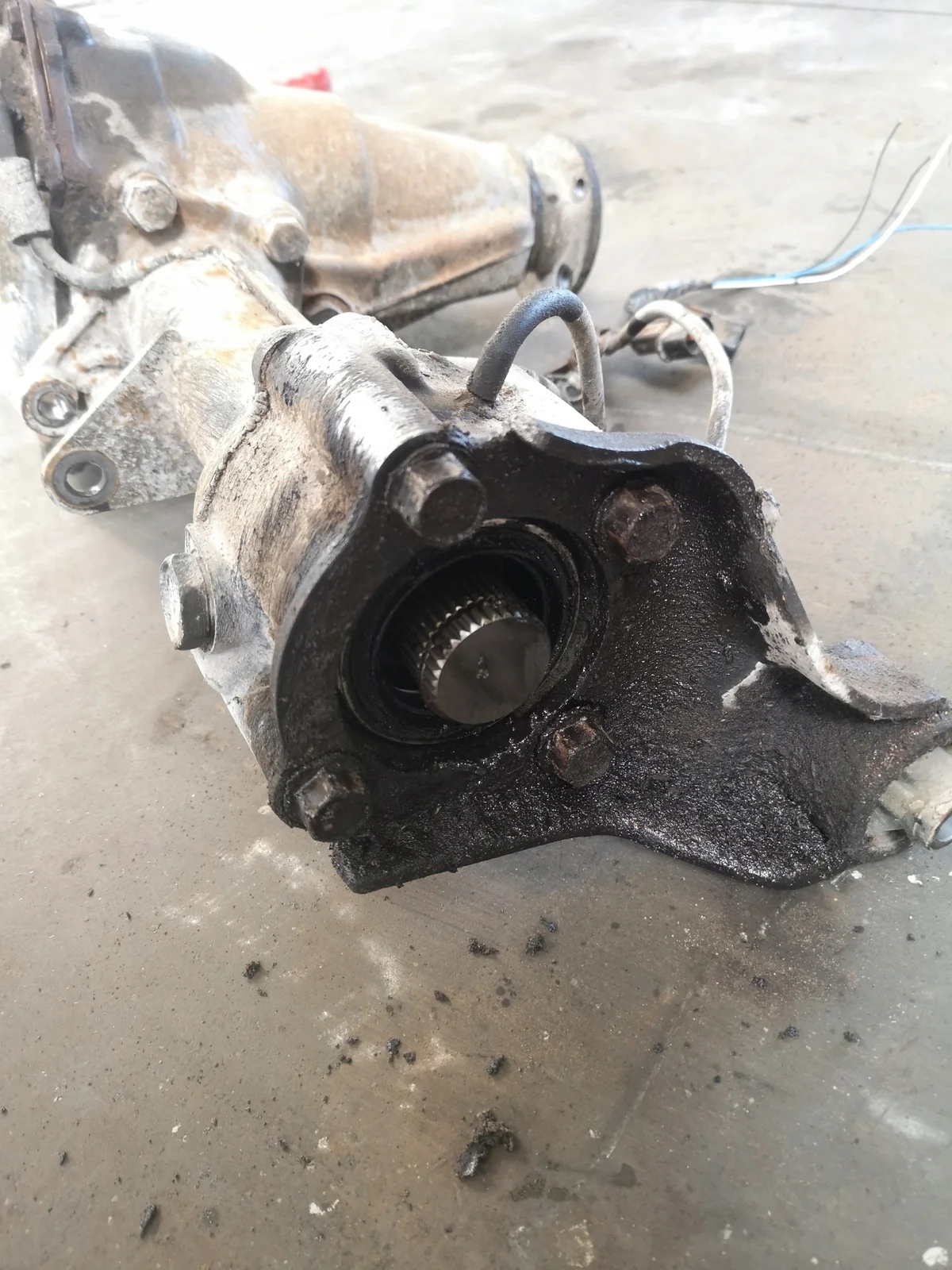 Mitsubishi Pajero Pinin 1.8 GDI Vorderachse Differential image 4