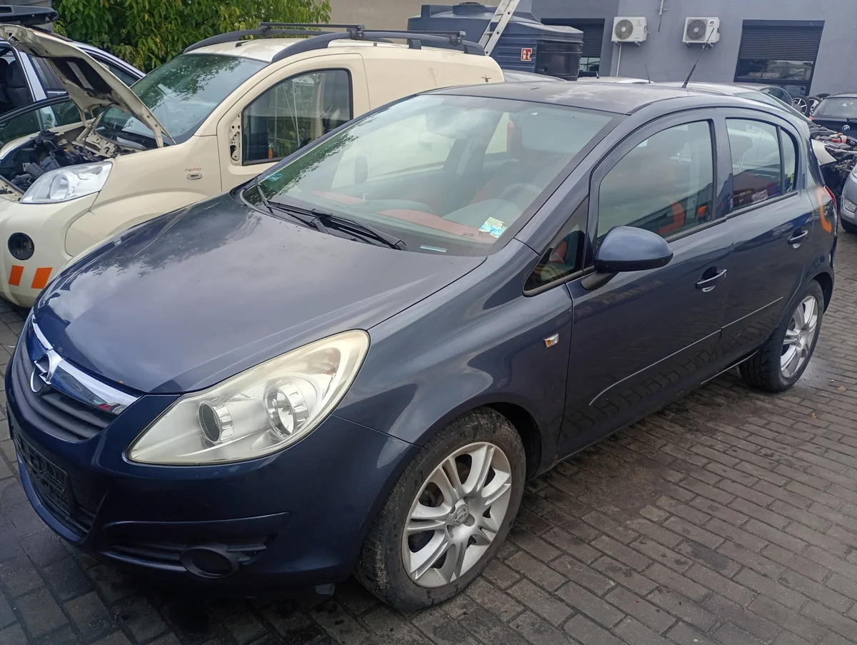 Opel Corsa D mittaristo 1.0 06-10 image 5