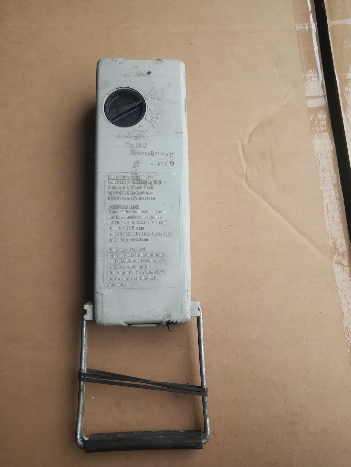 HELLA Waarschuwingslamp K13931 Gebruikt image 3