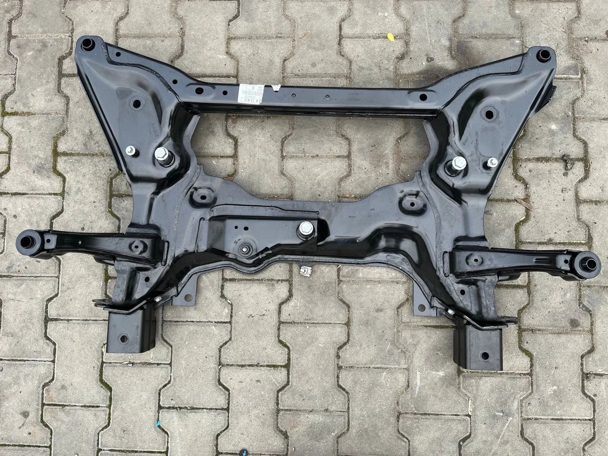 Mercedes Sprinter W907 W910 Front Beam Used