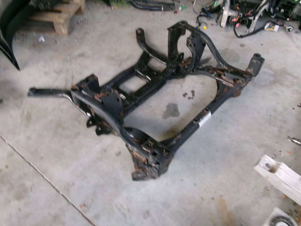 Land Rover Range Rover Velar Frambalk HK83-5C145 image 3