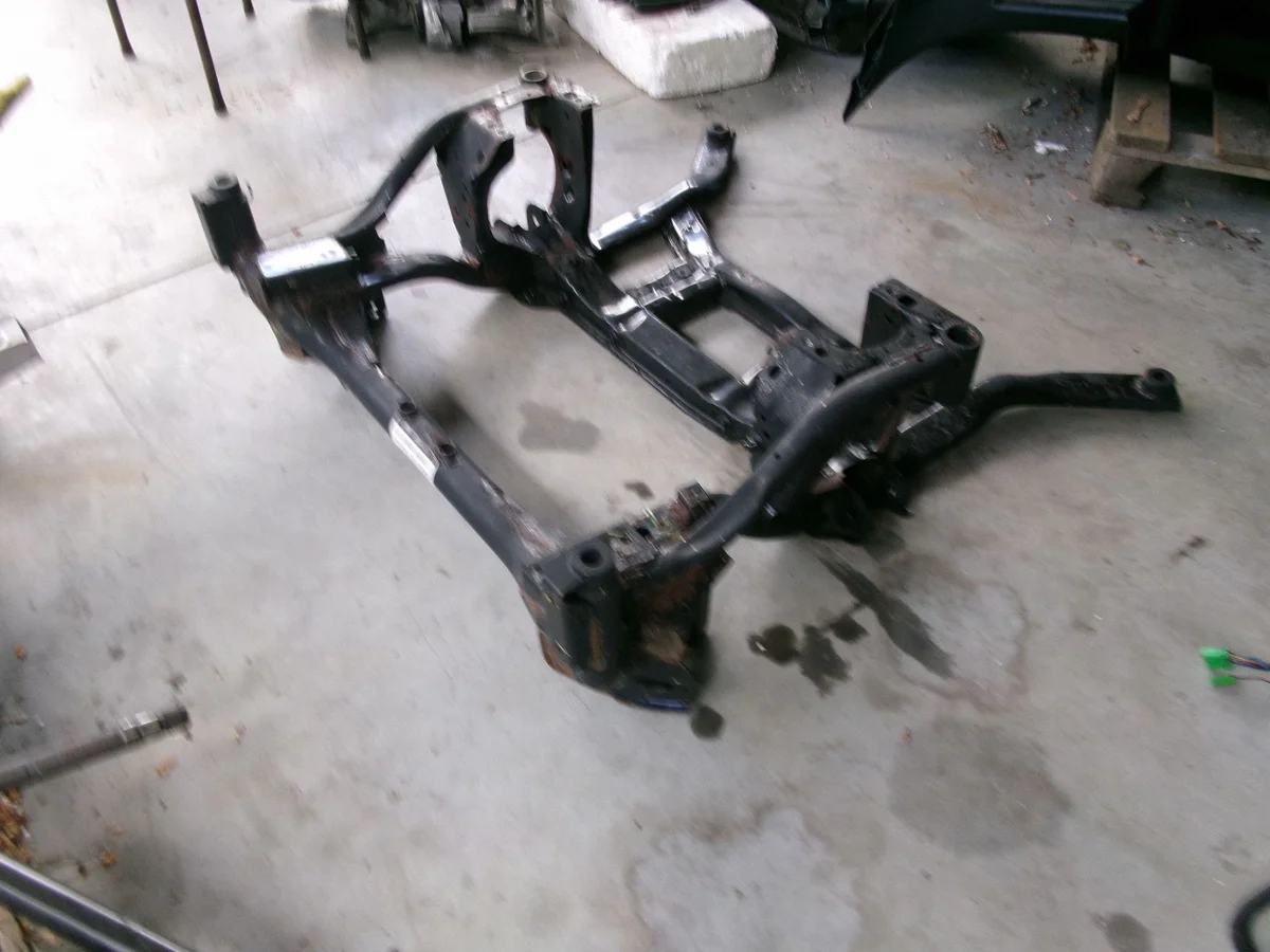 Land Rover Range Rover Velar Frambalk HK83-5C145 image 9