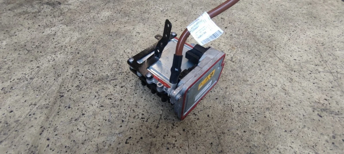 Kühlmittel-Vorwärmer A0008358403 image 7