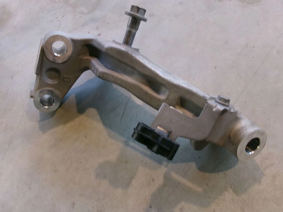 Peça de Suspensão Peugeot 3008 II S04-26A image 3