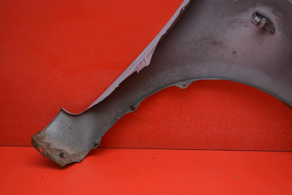 Kotflügel Vorne Links Toyota Yaris 2 II 1E7 image 10