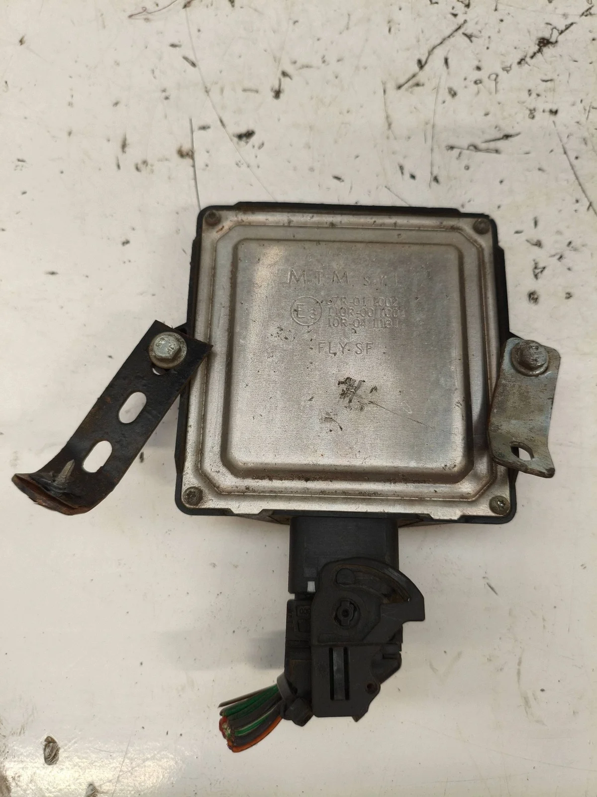 Volkswagen Golf IV kaasujärjestelmän ohjain image 7
