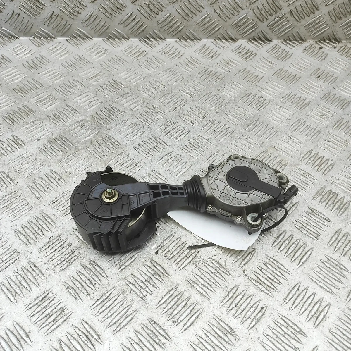 Spannrolle Lichtmaschine Peugeot 3008 1.6L Diesel
