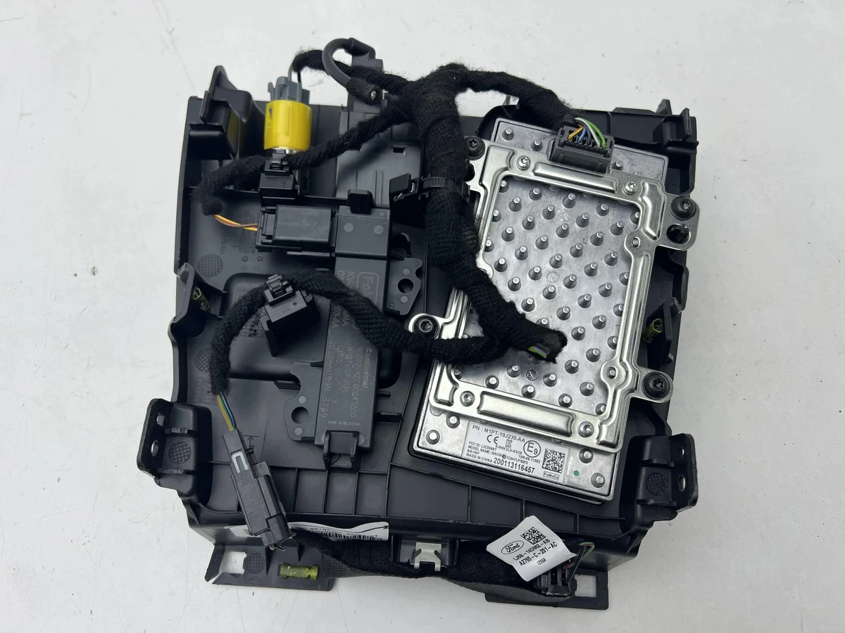 Induktionsladegerät Ford Kuga Mk3 M1PT-19J235-AA thumbnail 4