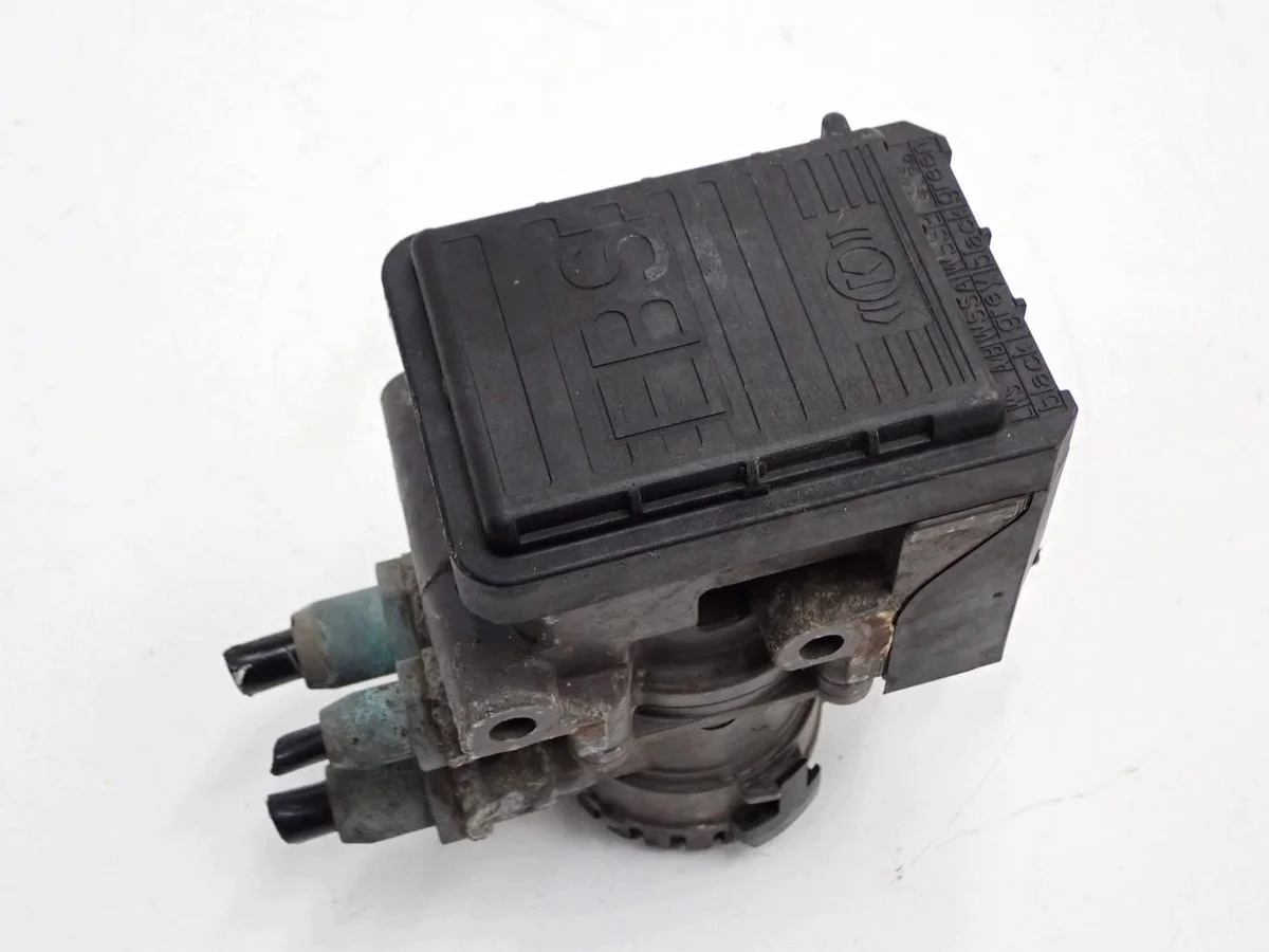 Scania EBS Brake Modulator Valve 1879275 image 3