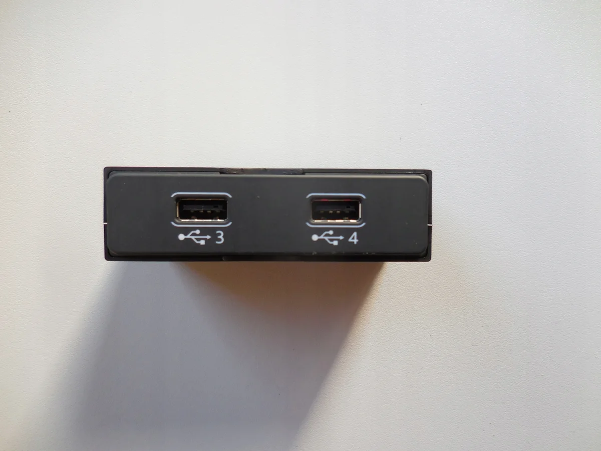 Audi USB Port 4N0035722