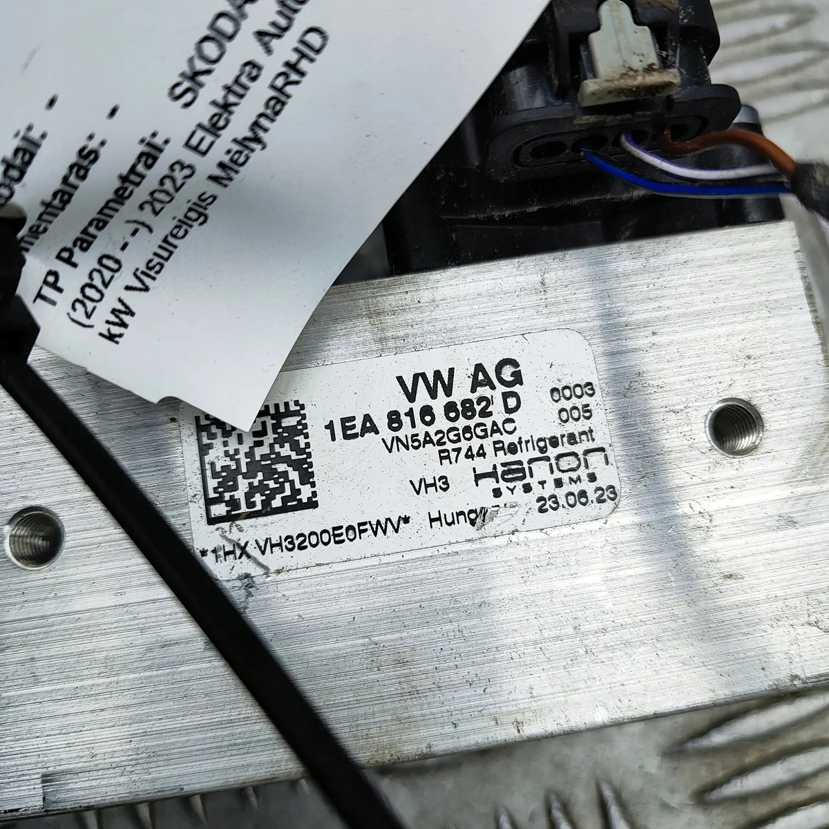 SKODA ENYAQ iV - Soupape de climatisation image 7