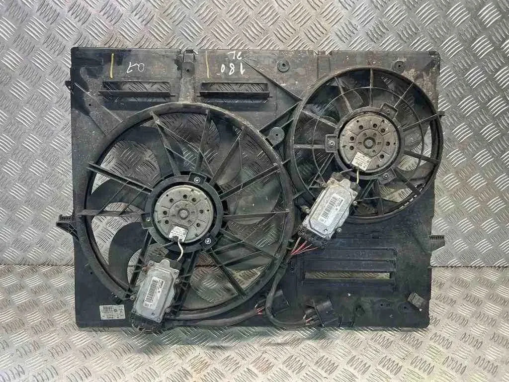 Carcasa Ventilador Audi Q7 VW Touareg 7L0121203H