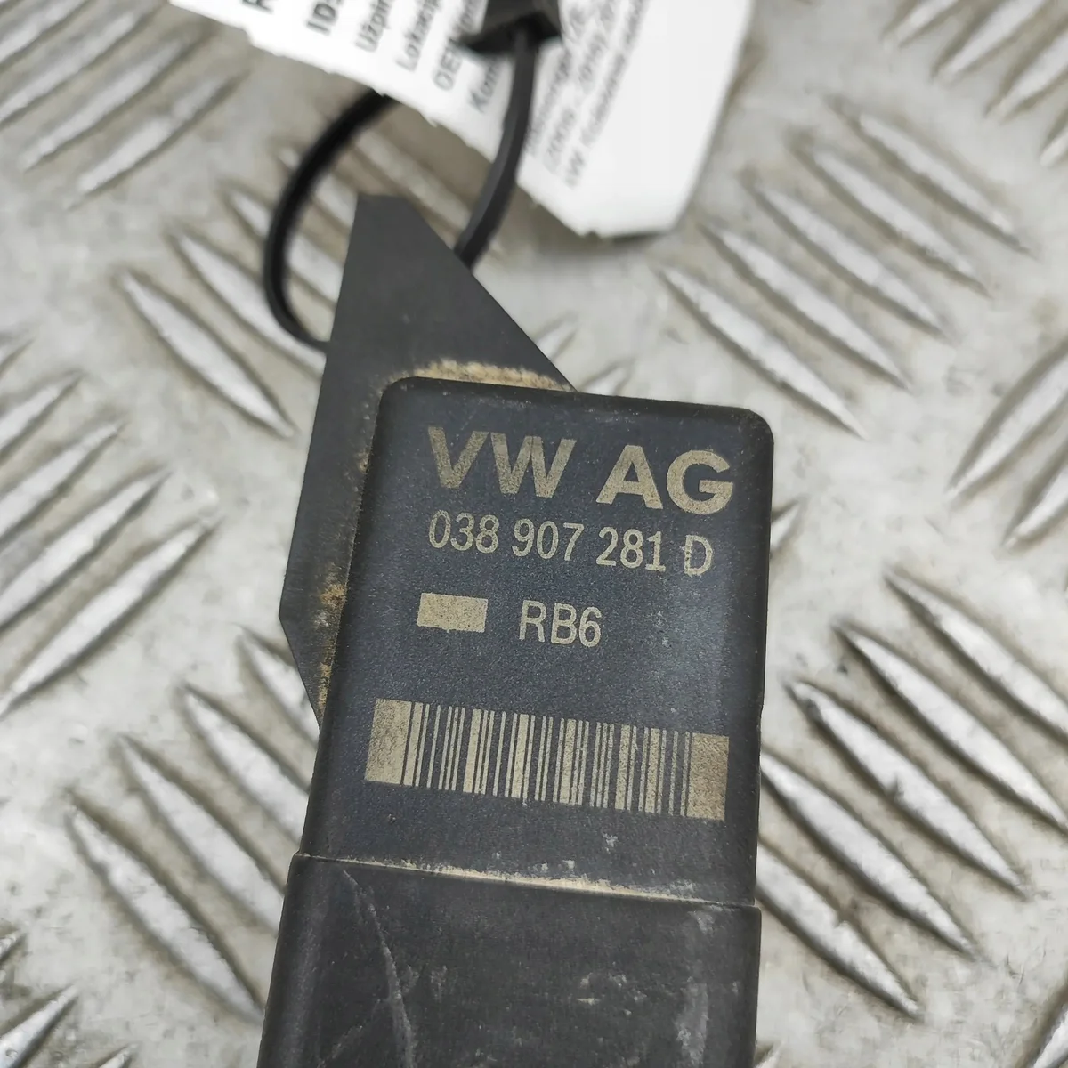 Tändstift VW Passat B7 Alltrack 2.0L image 7