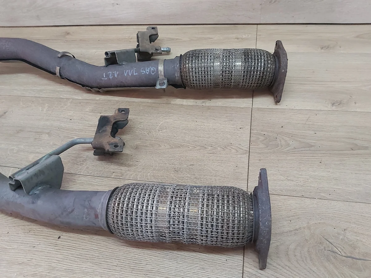 Nissan Qashqai J11 1.2 DIG-T Flexible Joint image 3