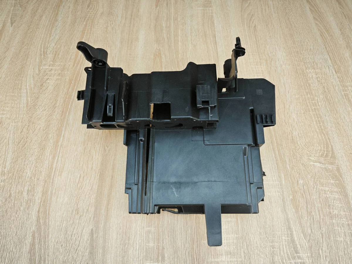 BMW X5 G05 G06 Steuergerät Halterung 9454031 image 3