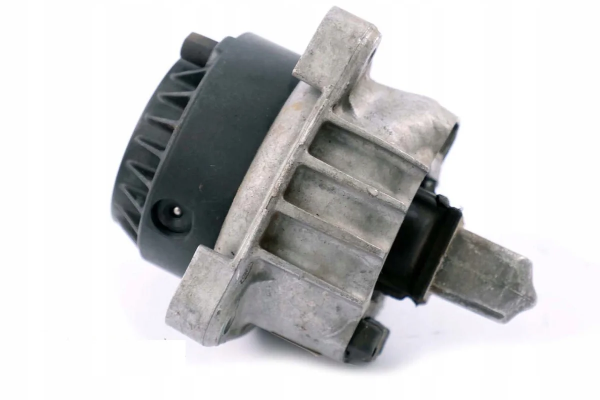 BMW OE 6777371 Suporte do Motor Usado image 3
