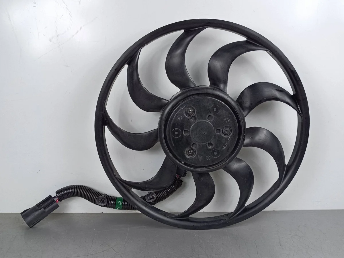 Nissan Ariya 2025 tuulettimen kotelo 214P45RP0A
