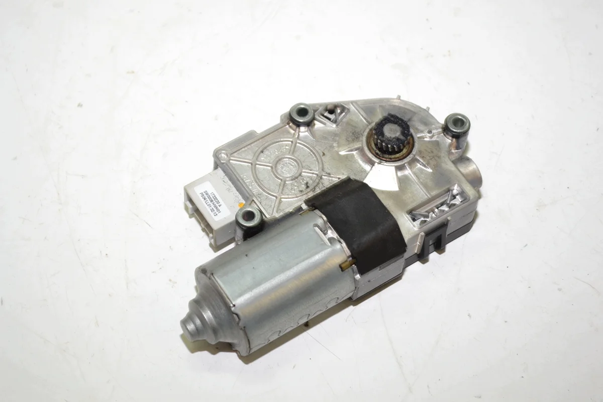 Motor taklucka Cayenne II Touareg II 7P0959591C