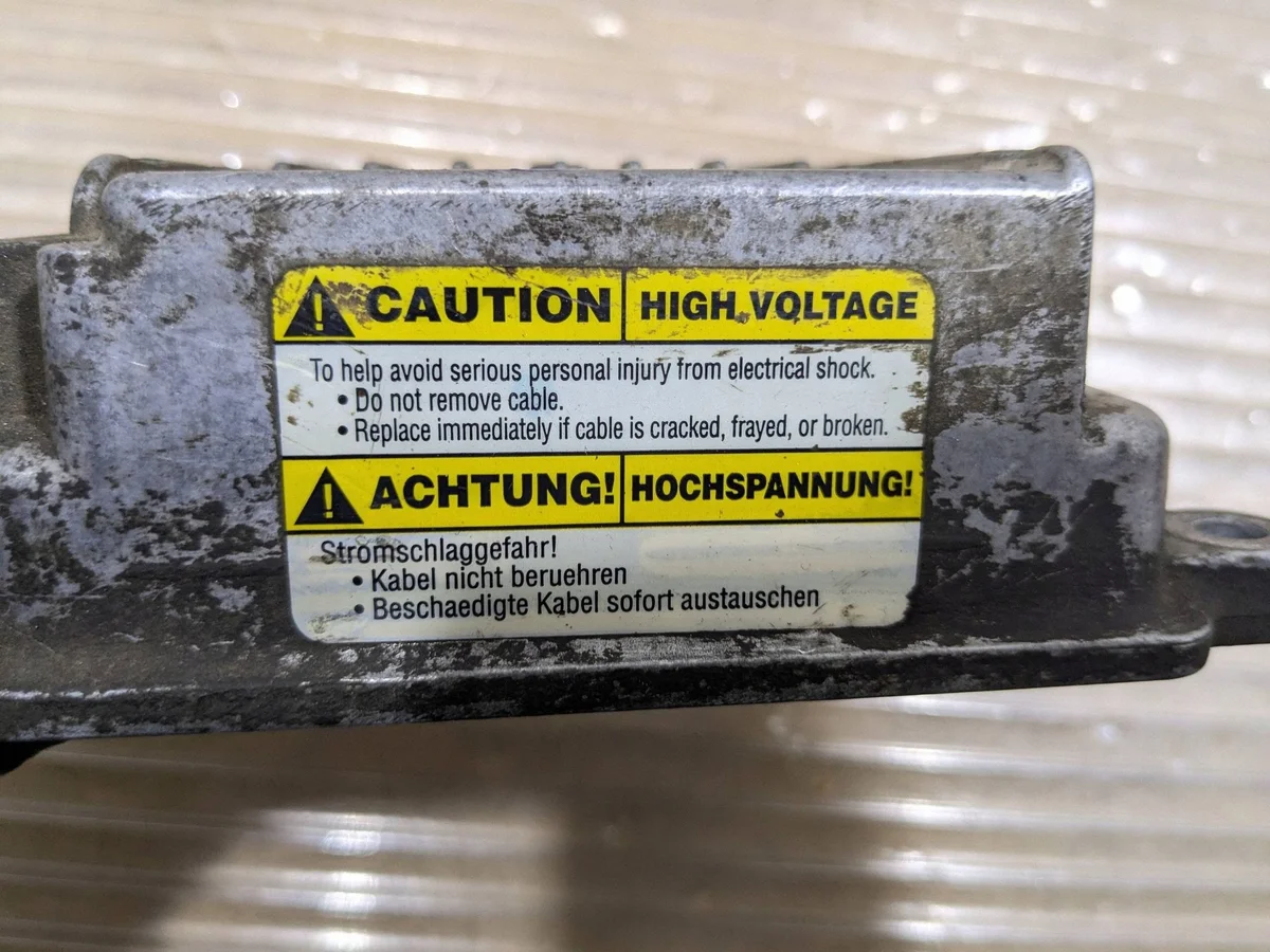 Opel Astra G styrdator bränslepump 8971891360 image 3