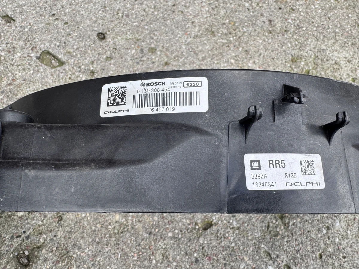 Opel Zafira C Astra IV J Lüftergehäuse image 7