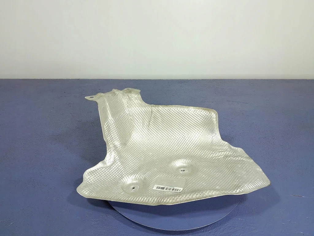 BMW X5 G05 Hitzeschutzblech Auspuff Links image 3