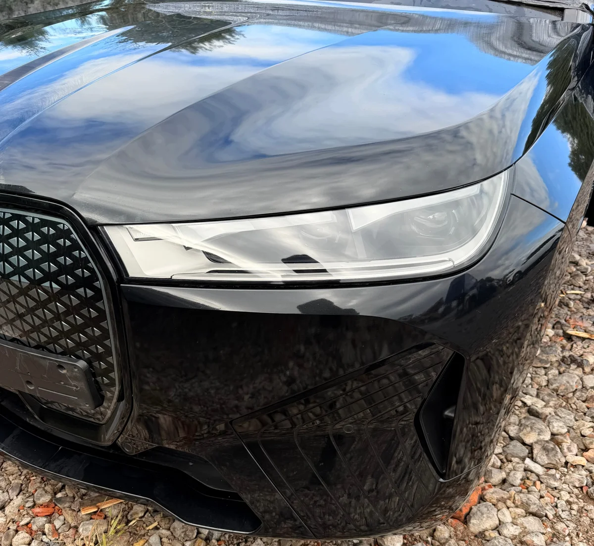 BMW iX I20 Frontmaske Komplett, gebraucht image 4