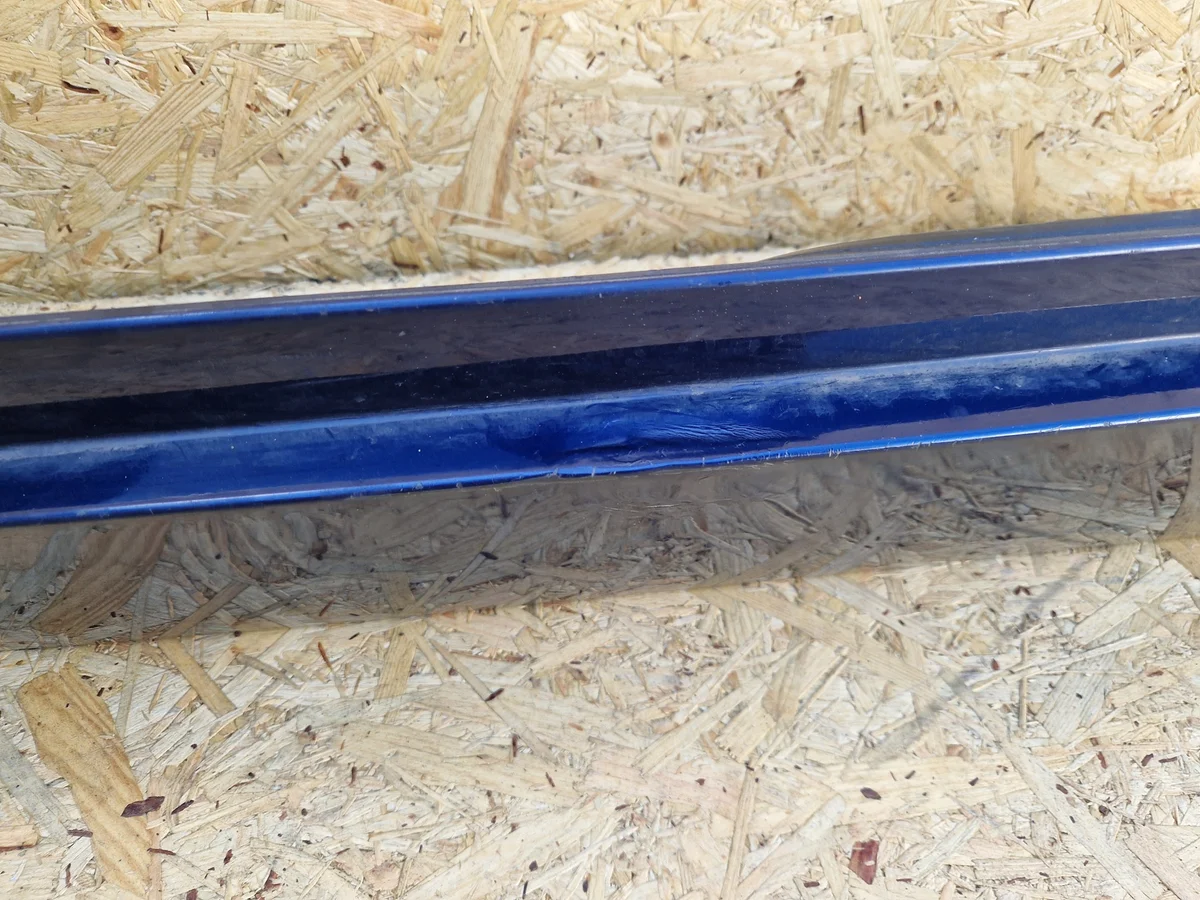 BMW Z4 E89 Left Sill Strip 51777192057 image 5